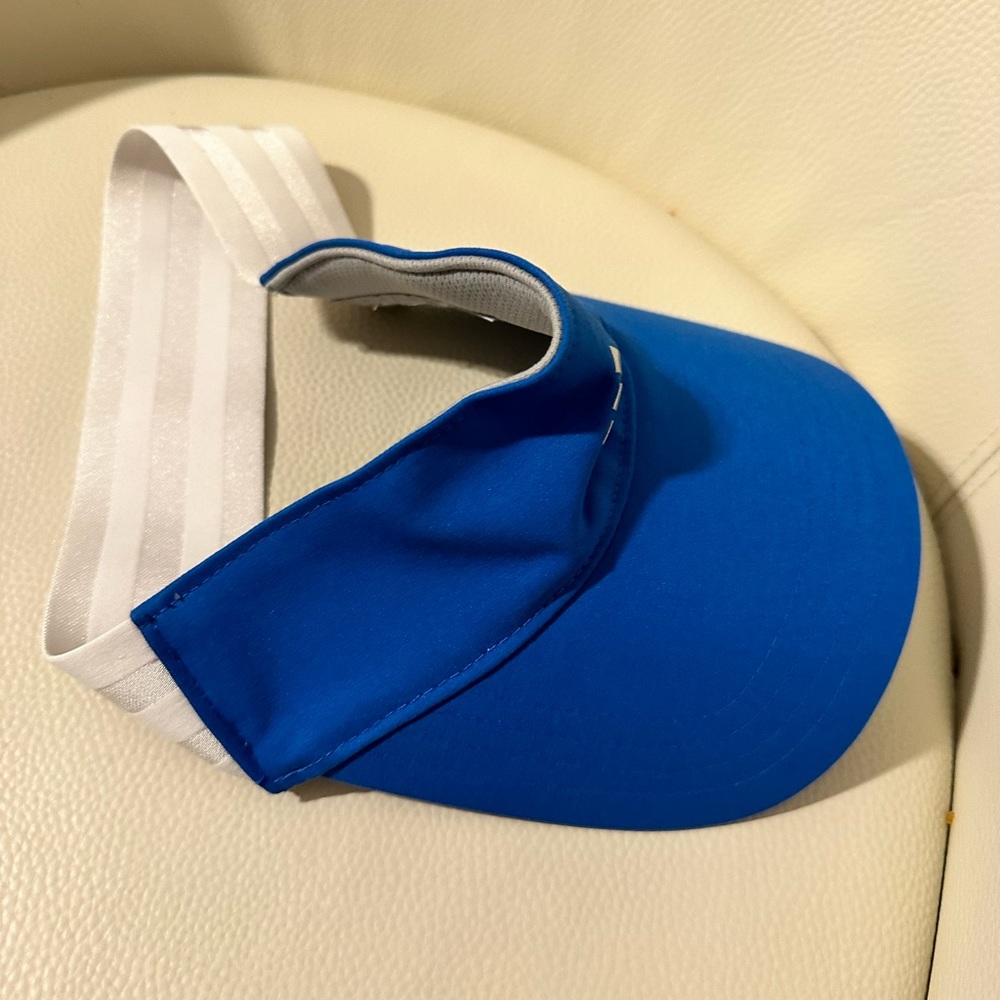 Adidas visor - Picture 5 of 5